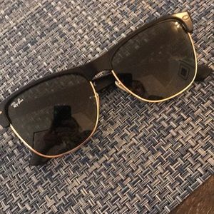Ray Ban Unisex Black and Gold Sunglasses